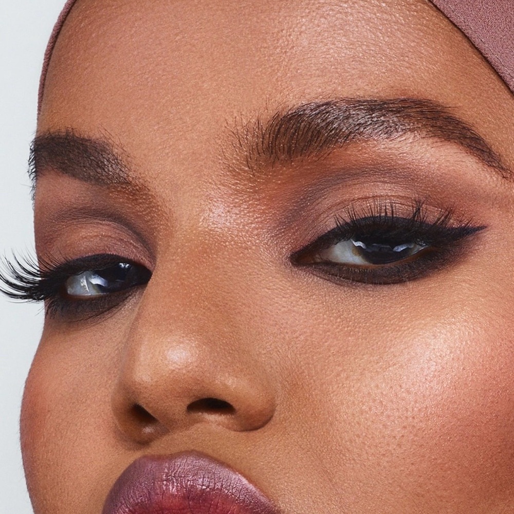 R.E.M BEAUTY MIDNIGHT SHADOW EYESHADOW PALETTE “BABYDOLL” - BRAND NEW in the box - Picture 6 of 11